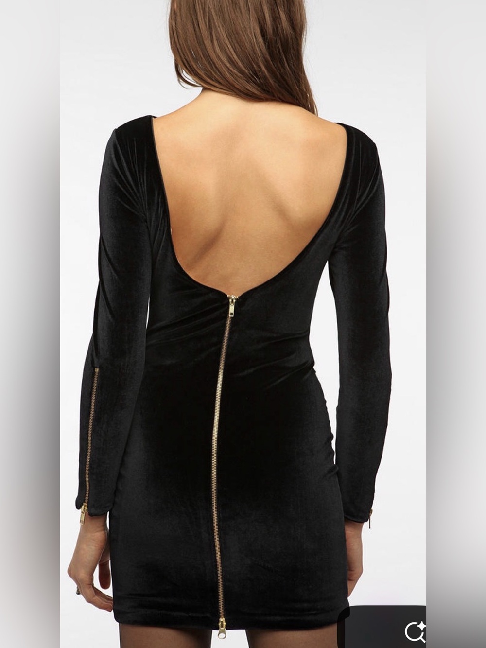 Dress the population velvet long sleeve dress size small